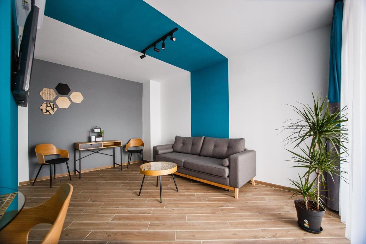 Azur Paradise Near City Center Oradea Exterior photo